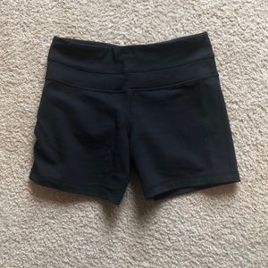 Lululemon shorts black size 4